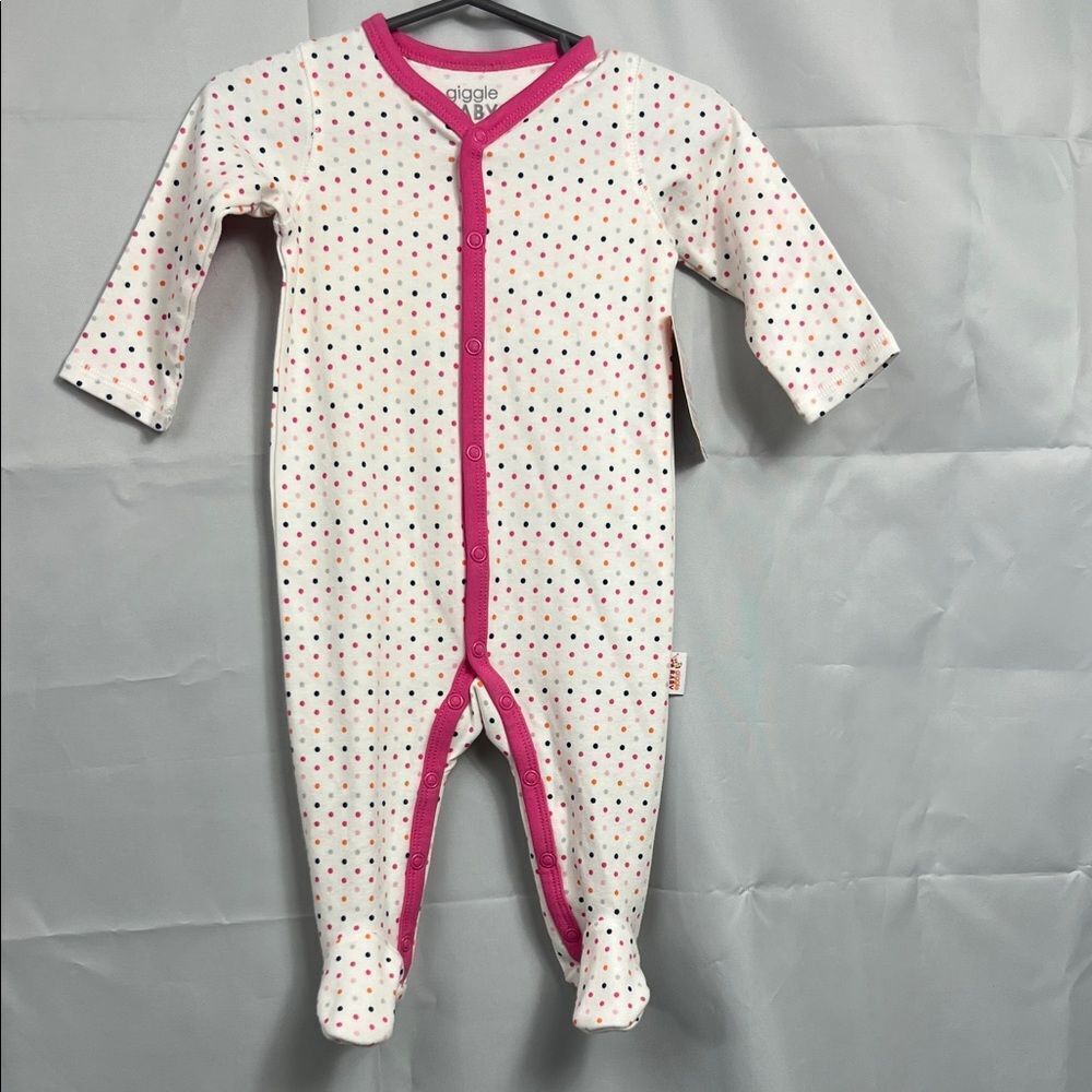 Giggle Baby Pink and white polkadot footie sleep and play cotton size 3-6 months